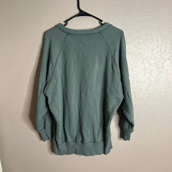aerie olive green crewneck - Picture 3 of 3